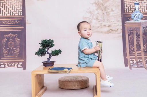 黔东南宝宝几个月笑出声 黔东南宝宝几个月笑出声